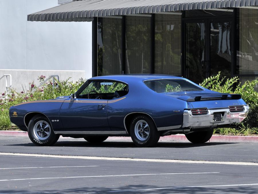  Pontiac GTO The Judge Hardtop Coupe 1969 года  (фото 10 из 21)